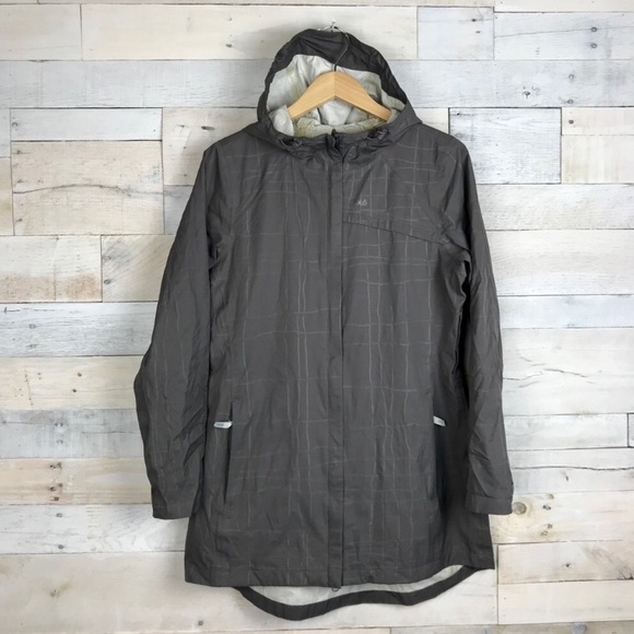 Lole Jackets & Blazers - LOLE Stratus Gray Light Weight Jacket Medium 8-10